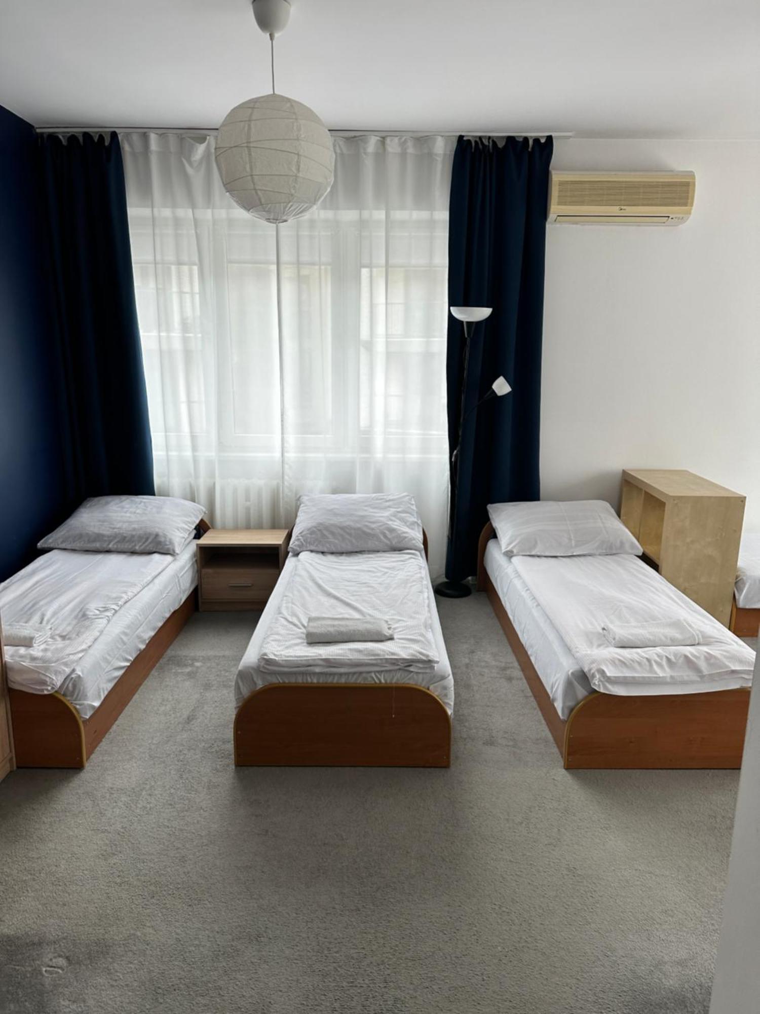 Hostel Demi Cracovia Esterno foto